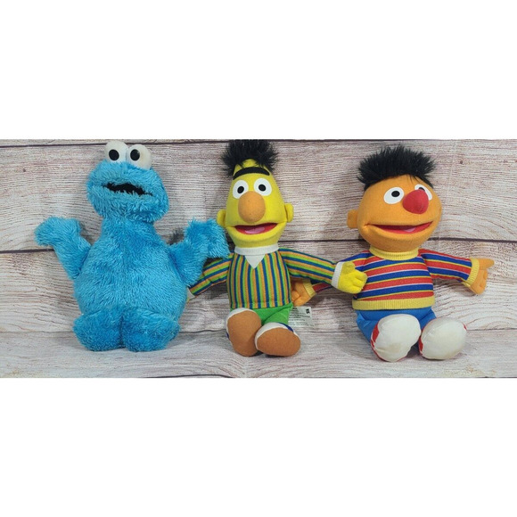 Sesame Street Plush Cookie Monster Bert Ernie Stuffed Dolls Toys Hasbro 10" 2013 - Picture 1 of 3